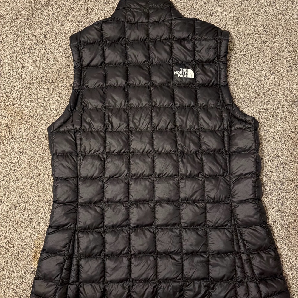 The North Face Women's Black Vest - Picture 2 of 5